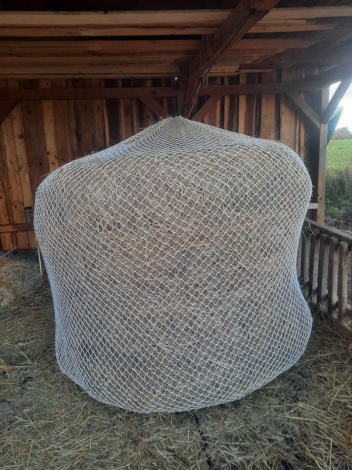 Síť na balík sena, Ø 150 cm, oko 5 cm, BEZUZLOVÝ POLYESTER